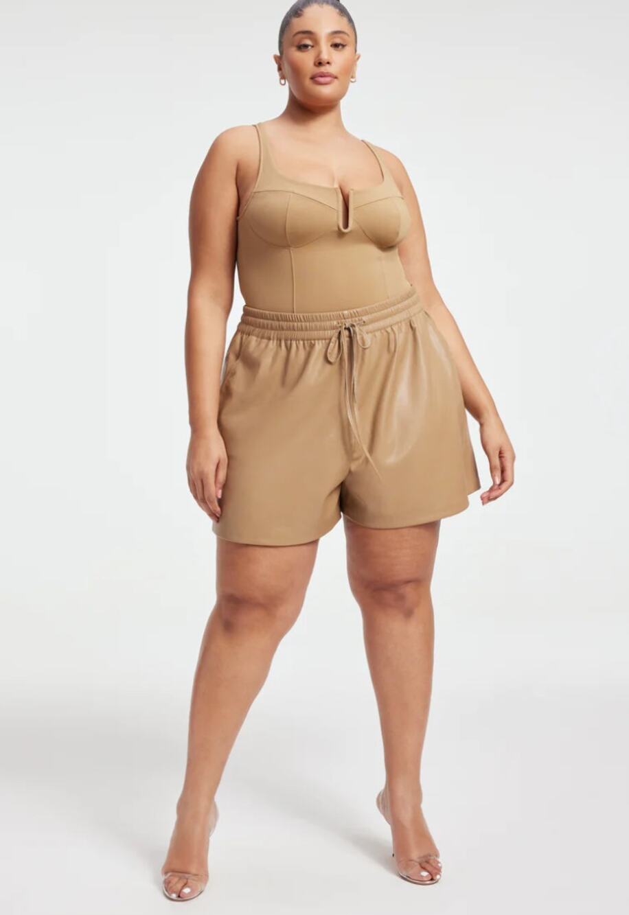 GOOD AMERICAN NWT Better than Leather Short in Warm Caramel // 8 (5XL)